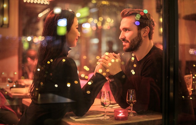 Romantic restaurants for a date in Chicago